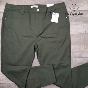 Zenana Straight Leg Jeans Size 3X